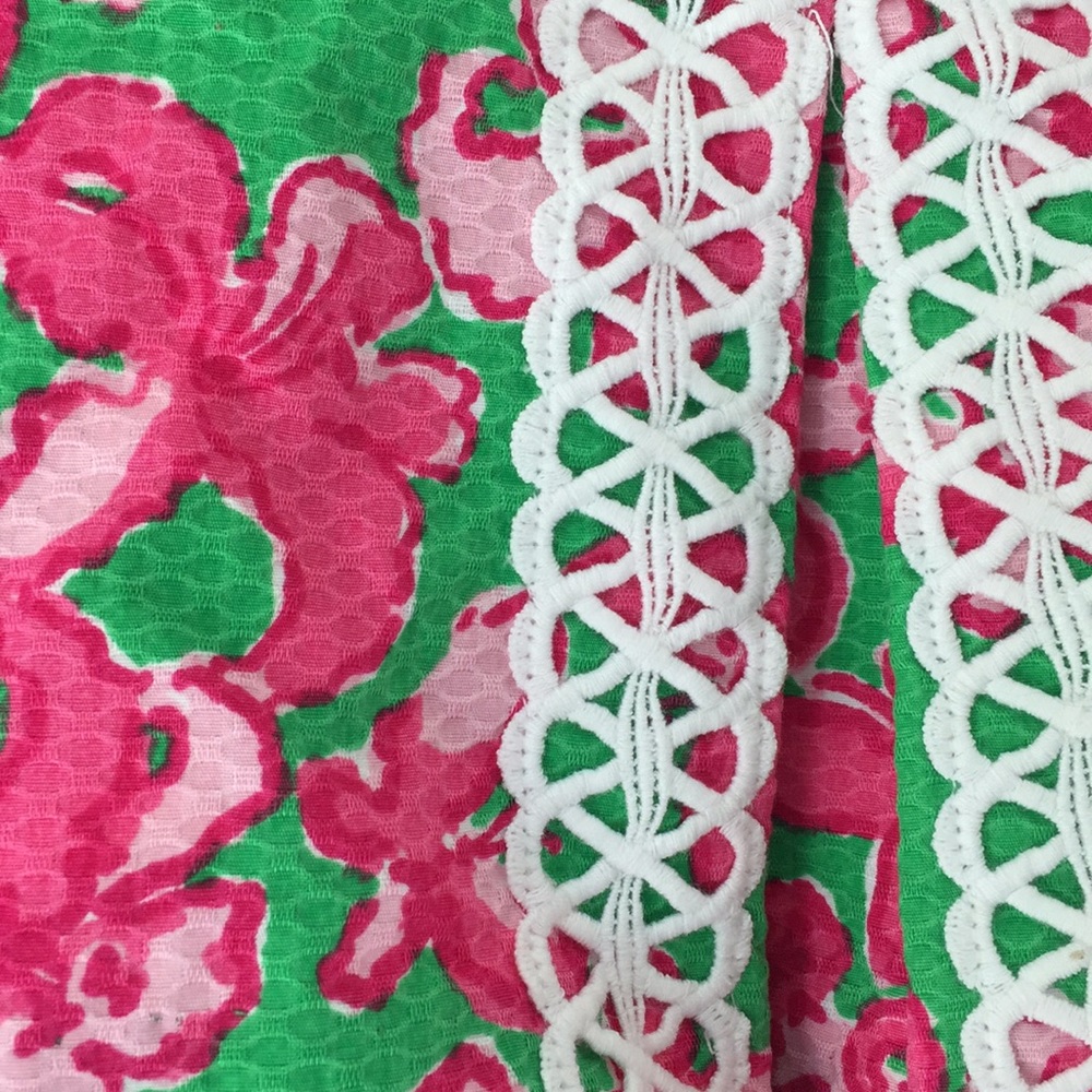 Beautiful Lilly Pulitzer Skort! Never worn - Picture 2 of 4